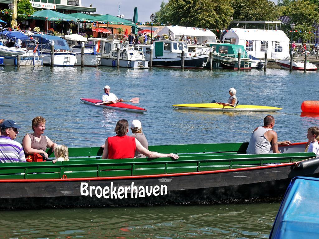 Markermeerlogies Bovenkarspel Buitenkant foto